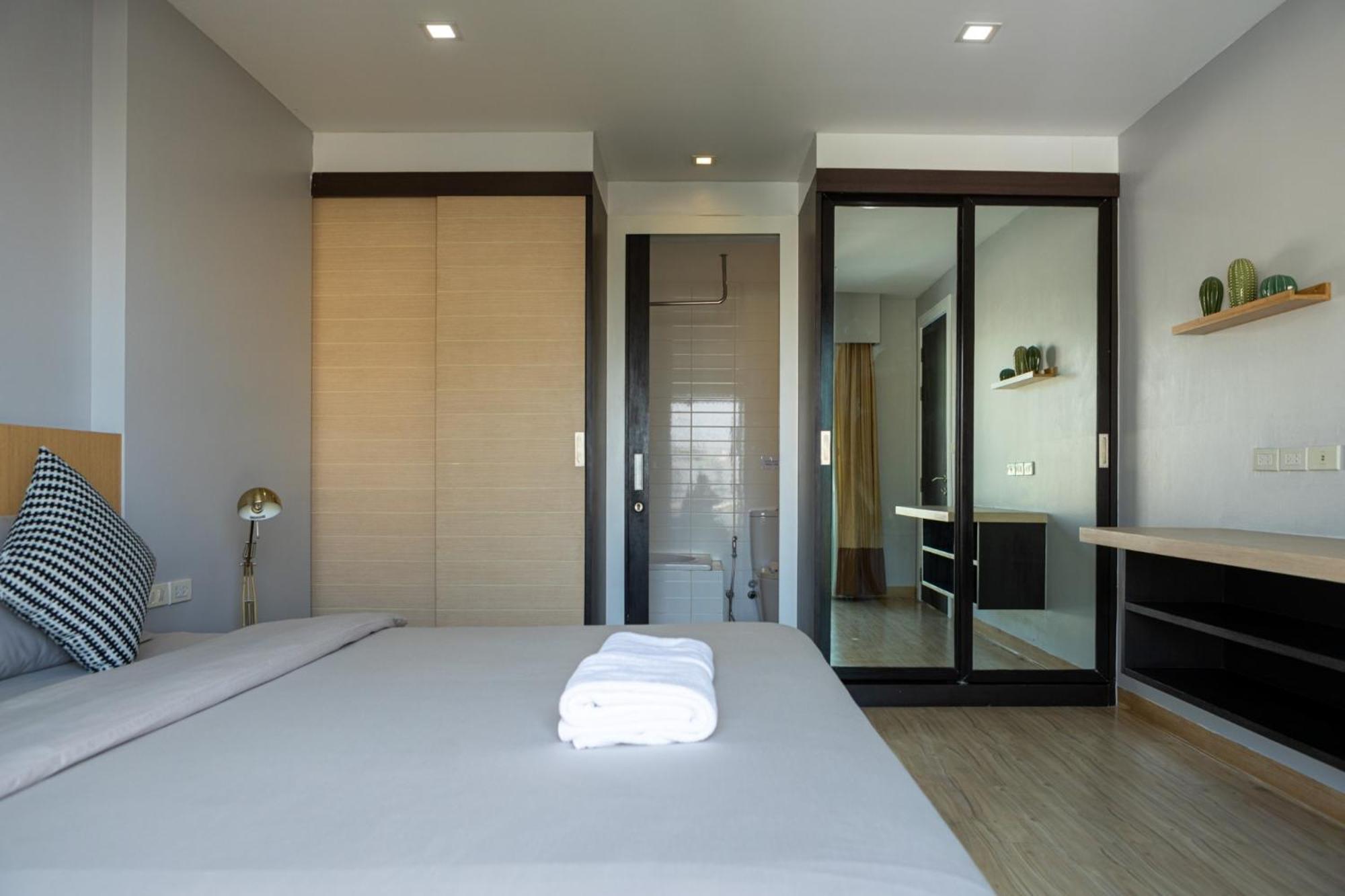 Go Inn Thonglor 23 โกอินน์ ทองหล่อ 23 X Bangkok Bagian luar foto