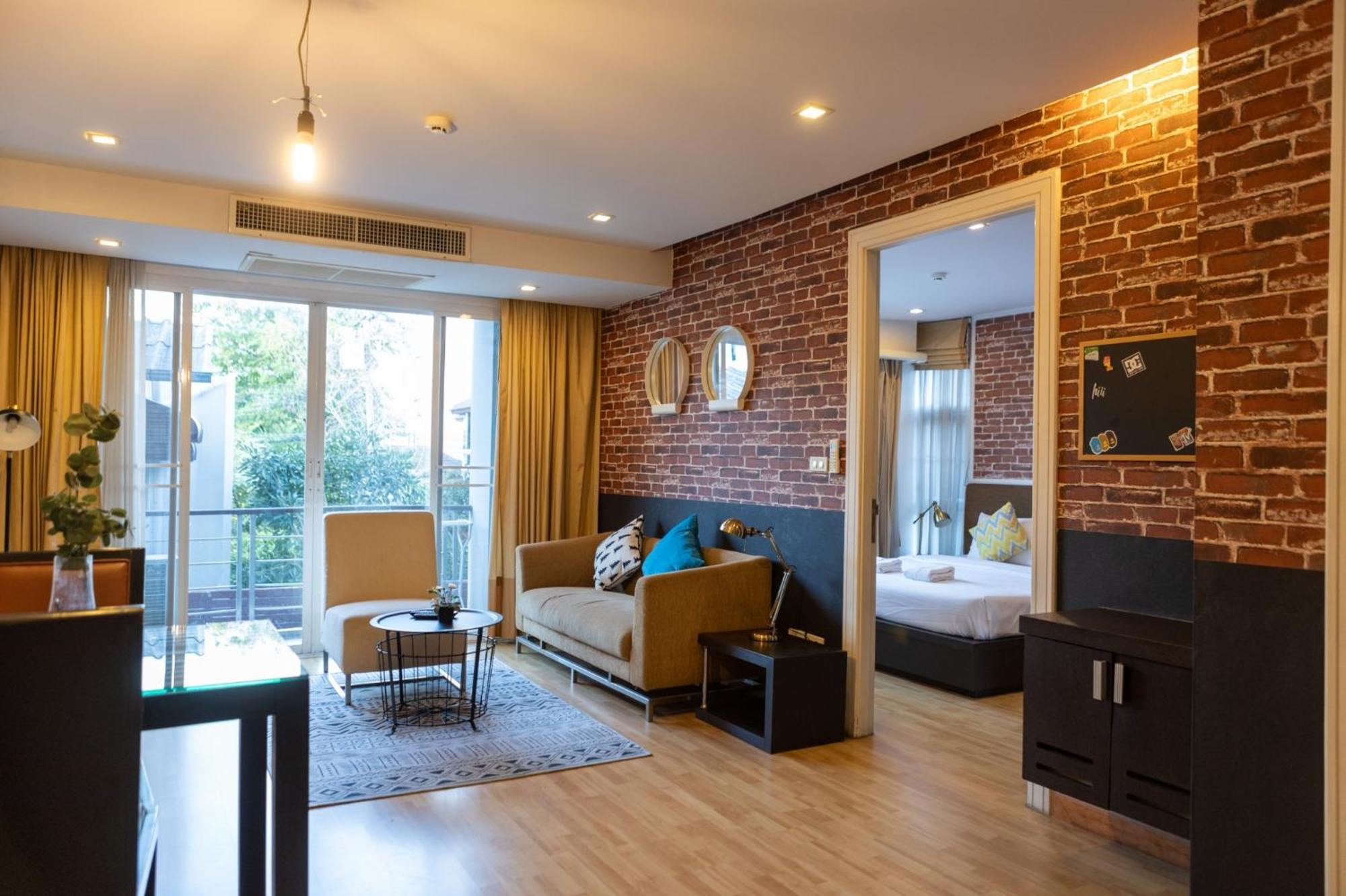 Go Inn Thonglor 23 โกอินน์ ทองหล่อ 23 X Bangkok Bagian luar foto