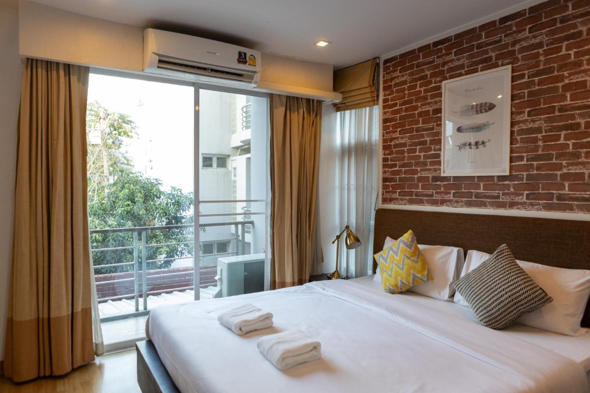 Go Inn Thonglor 23 โกอินน์ ทองหล่อ 23 X Bangkok Bagian luar foto